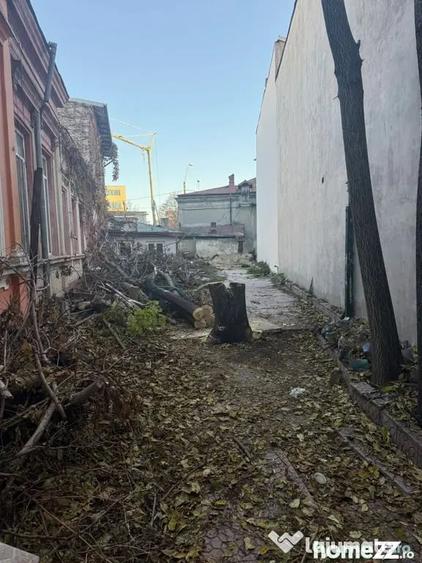 Casă cu 7 camere cu Teren 385 Mp în Mărășești