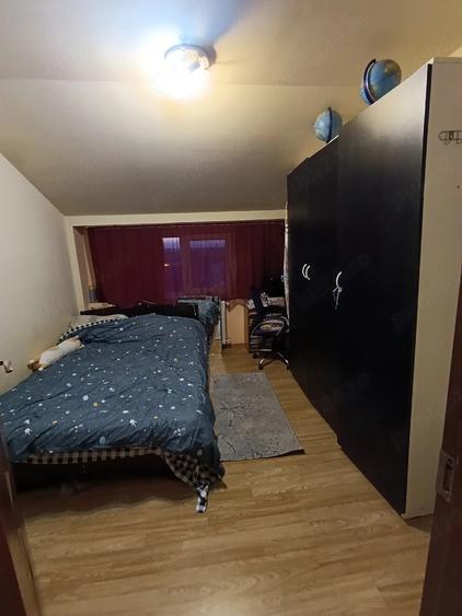 Apartament cu 3 camere decomandat în Șagului