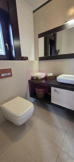Casă cu Teren 680 Mp în Zamora