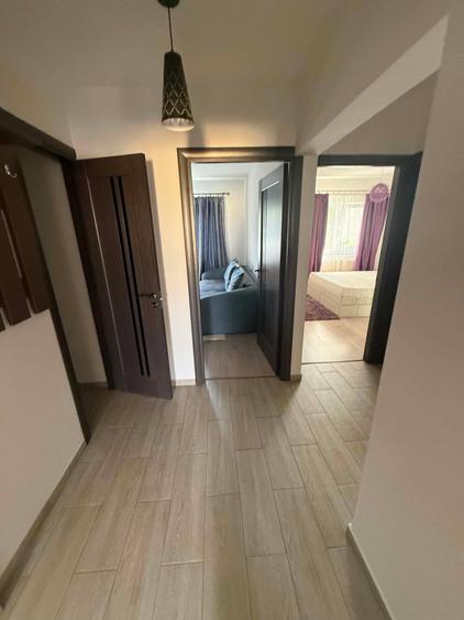 Apartament cu 3 camere în Republicii