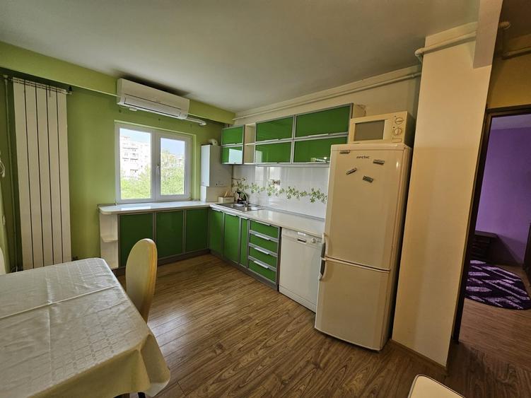 Apartament cu 2 camere decomandat în Ultracentral
