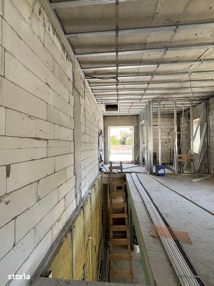 Casă cu 4 camere cu Teren 371 Mp în Dorobanți