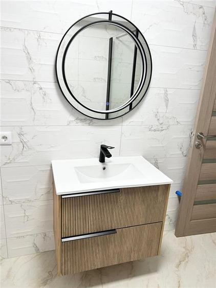 Apartament cu 3 camere decomandat în Hipodrom 4