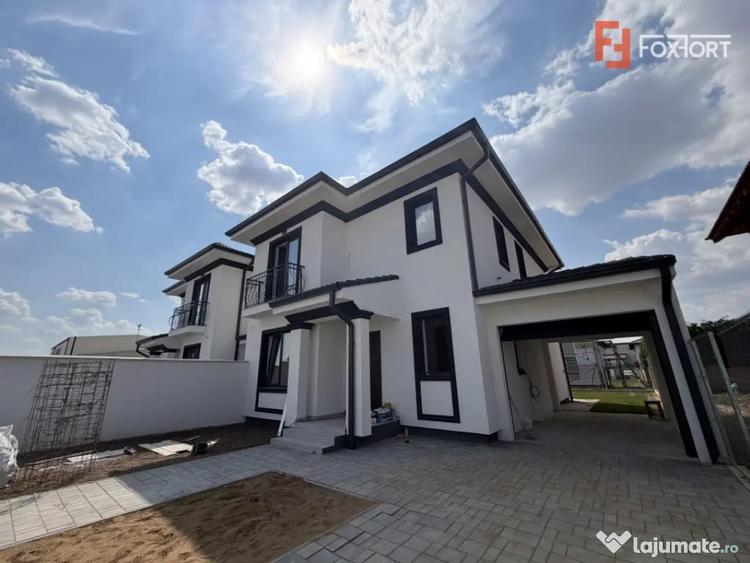Casă cu 5 camere cu Teren 334 Mp în Dumbrăvița