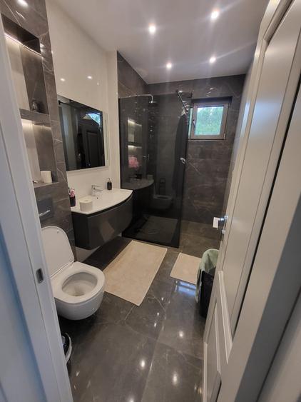Casă individuală cu 5 camere cu Teren 130 Mp în Dămăroaia