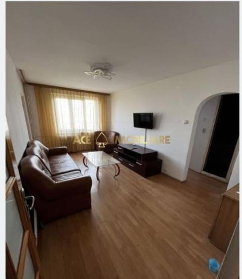 Apartament cu 4 camere decomandat, mobilat în Rahova