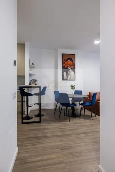 Apartament cu 2 camere semidecomandat, mobilat în Iris