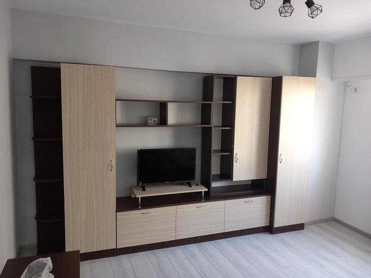 Garsonieră decomandată în Uiești