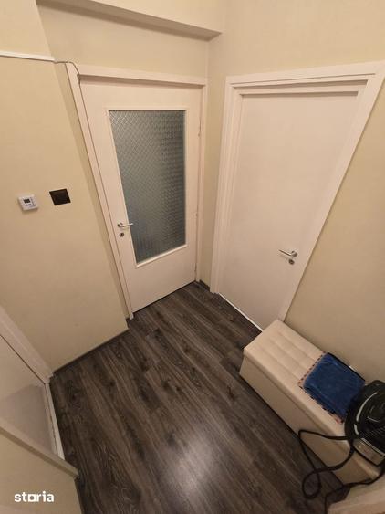 Apartament cu 4 camere decomandat în Burdea