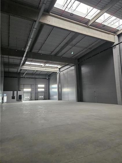 Spațiu industrial, de 2,700 mp, în Sud