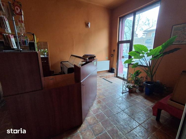 Spațiu comercial, de 68 mp, în Centrul Civic