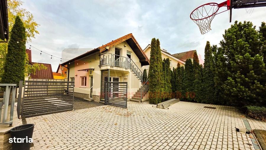 Casă cu 4 camere cu Teren 1000 Mp în Central