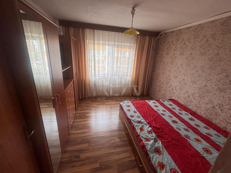 Apartament cu 3 camere semidecomandat, mobilat în Rahova