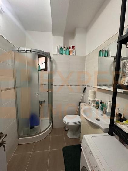 Apartament cu 2 camere decomandat, mobilat în Primo