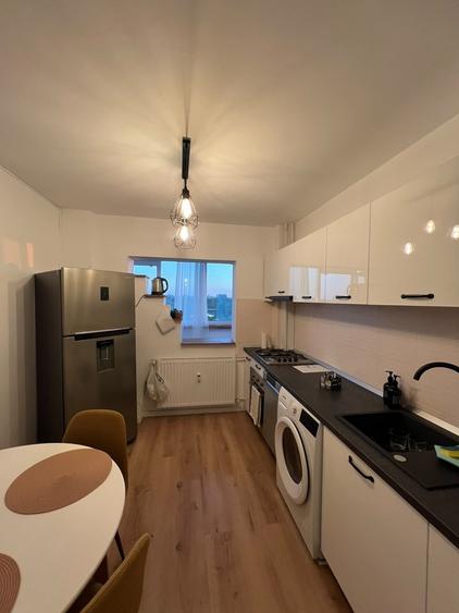 Apartament cu 2 camere semidecomandat în Tineretului