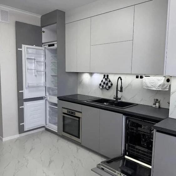 Apartament cu 2 camere decomandat în Crângași