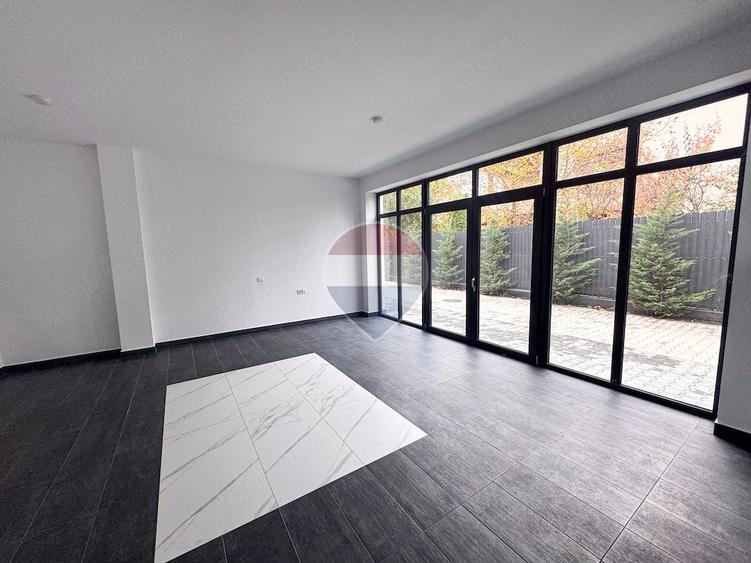 Casă cu 6 camere cu Teren 570 Mp în Iancu Nicolae