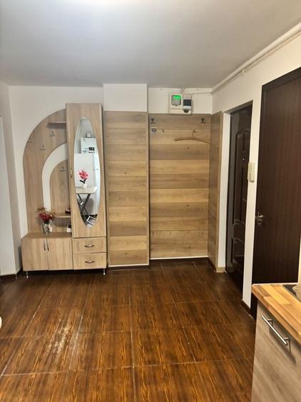 Apartament cu 2 camere în Rovine