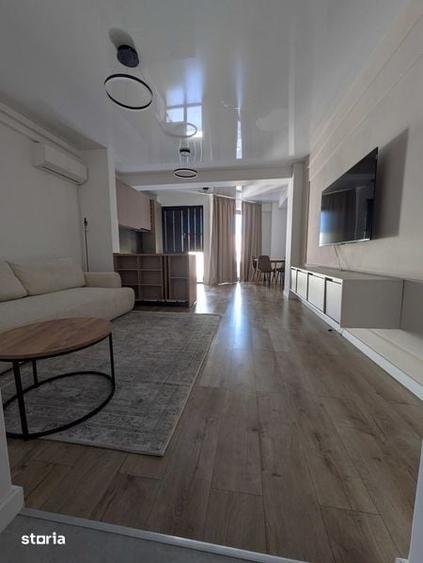Apartament cu 2 camere semidecomandat în Dumești