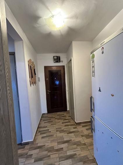Apartament cu 2 camere decomandat în Dâmbovița