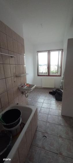 Apartament cu 5 camere în Central