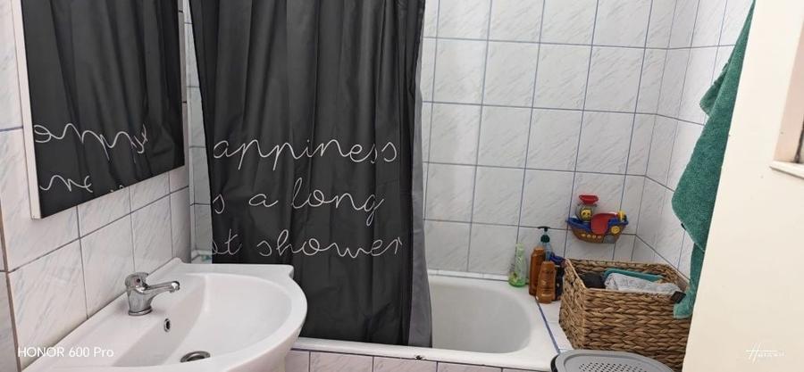 Apartament cu 2 camere decomandat în Vitrometan