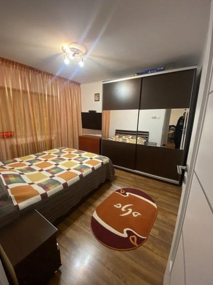 Apartament cu 3 camere decomandat în Zimbru