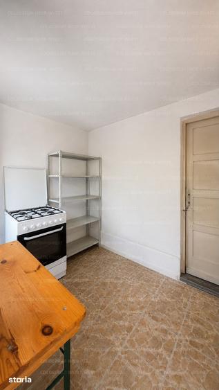 Casă cu 4 camere cu Teren 723 Mp în Central