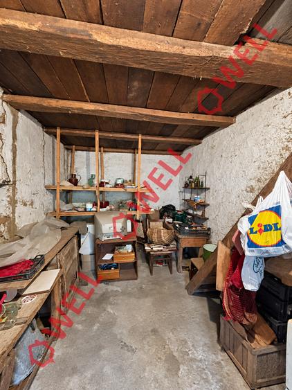 Casă cu 2 camere cu Teren 3481 Mp în Jimbor