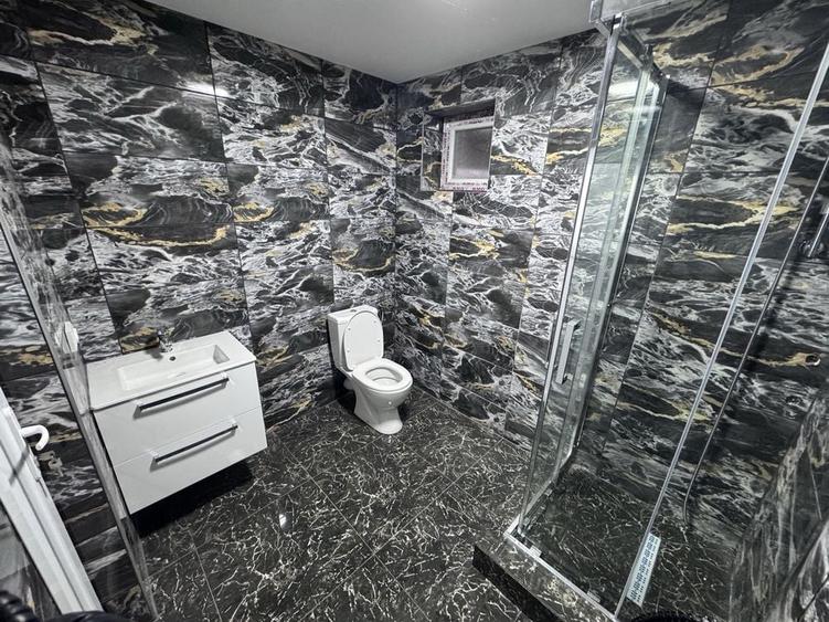Casă cu 4 camere în Ștefănești