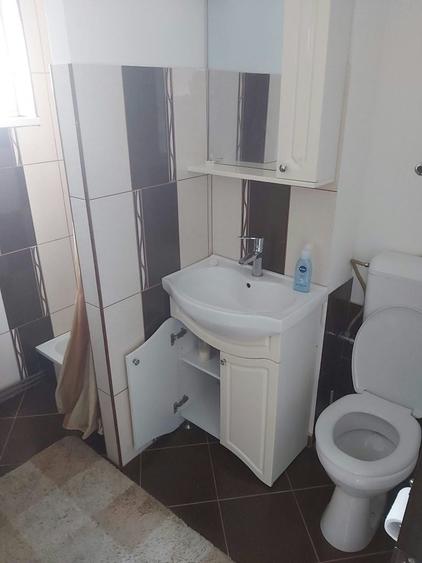 Apartament cu 2 camere decomandat, mobilat în Craiter