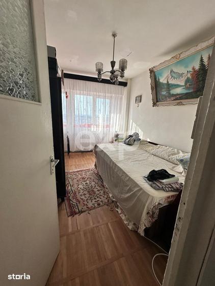 Apartament cu 4 camere, mobilat în Central