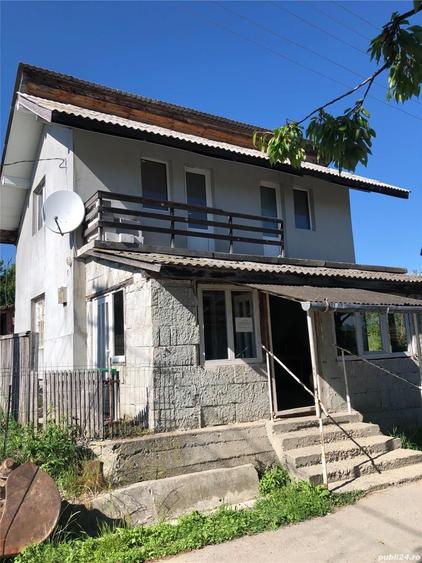Casă cu 3 camere în Ciceu-Corabia