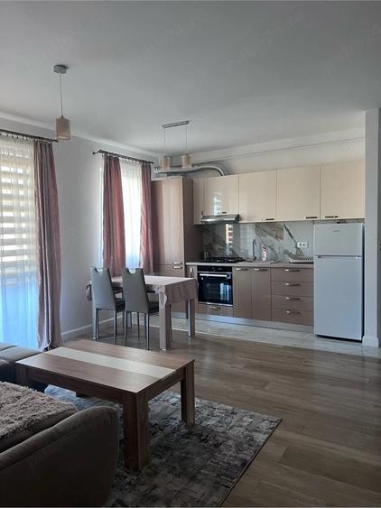 Apartament cu 2 camere semidecomandat în Chișoda