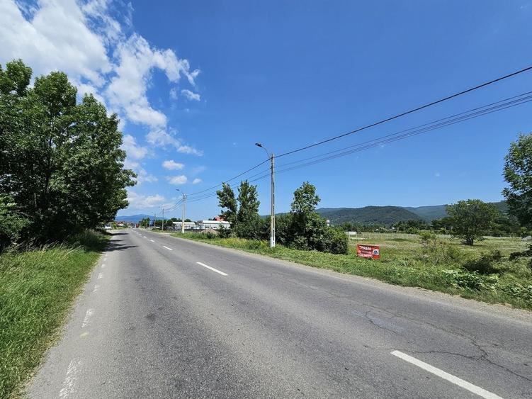 Teren Construcții intravilan de 1462 mp, în Central