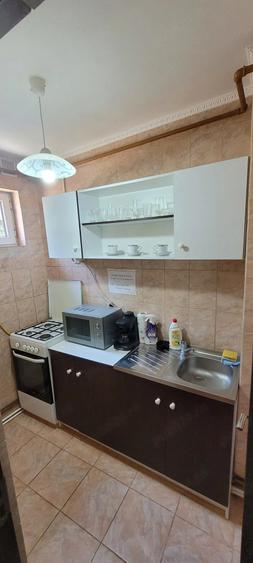 Garsonieră decomandată în Central