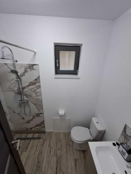 Casă cu 3 camere cu Teren 315 Mp în Cladova