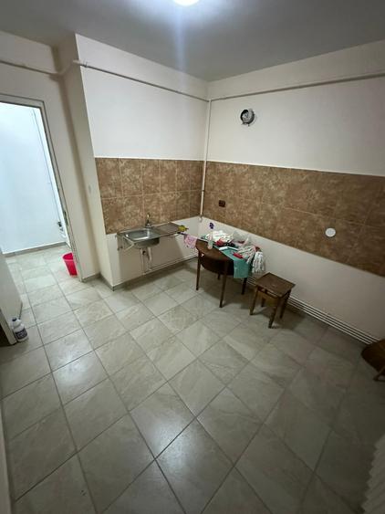 Garsonieră decomandată în Tomești