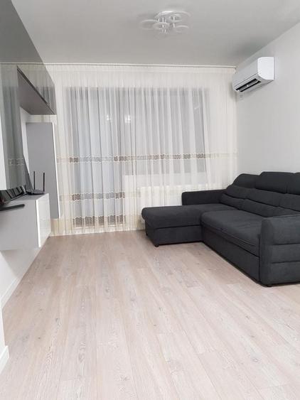 Apartament cu 2 camere decomandat în Palazu Mare