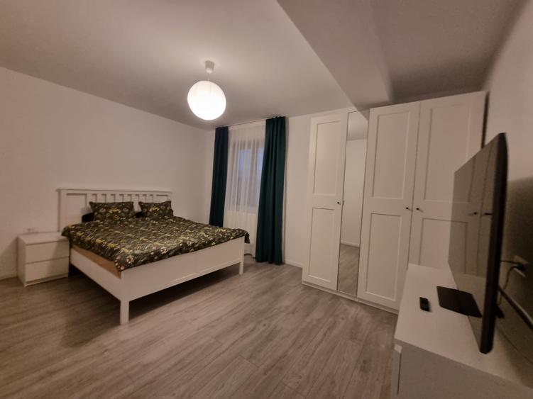 Casă individuală cu 4 camere cu Canalizare în Central