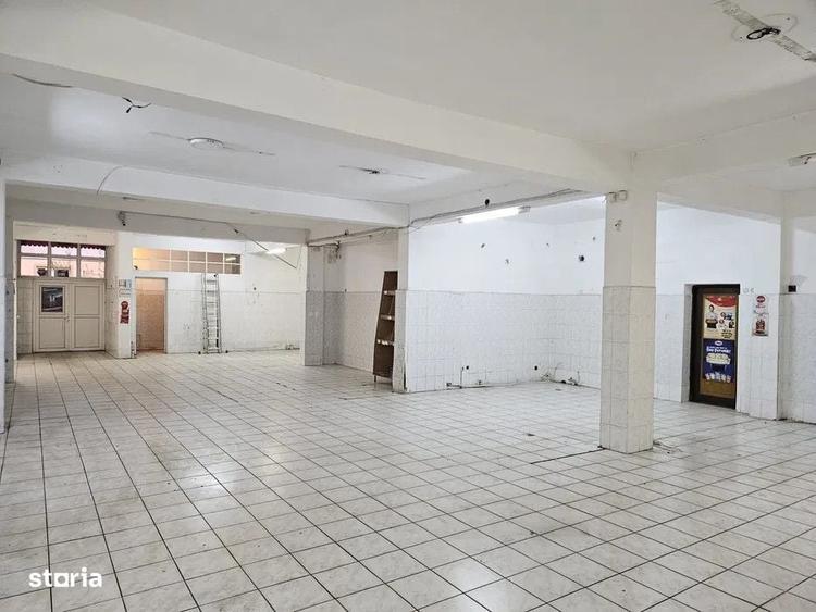 Spațiu comercial, de 182 mp, în Central