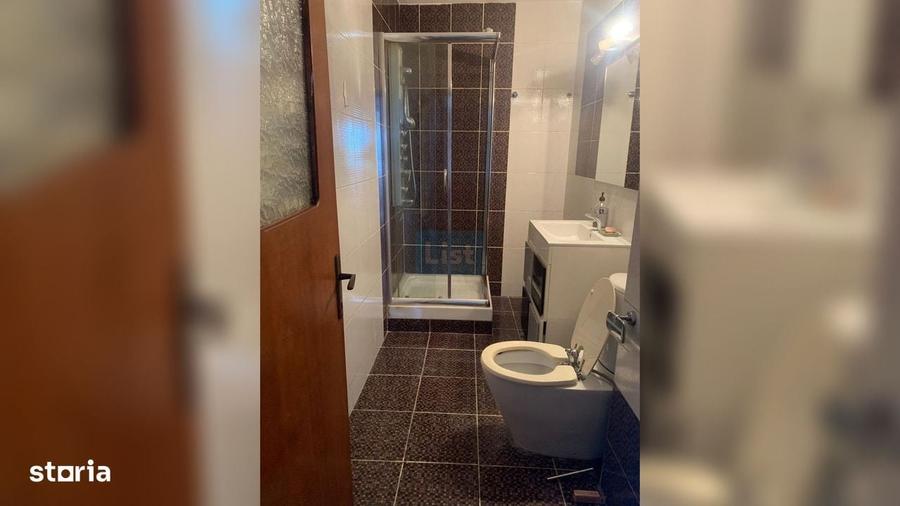 Apartament cu 3 camere decomandat în Faleză
