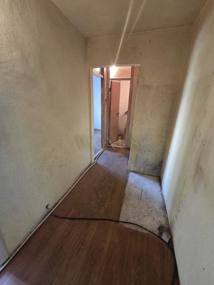 Apartament cu 4 camere decomandat în Sud