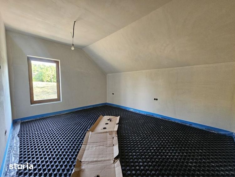Casă cu 5 camere cu Teren 783 Mp în Feleacu