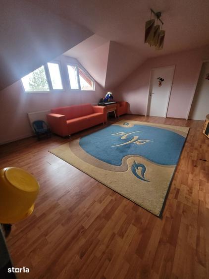 Casă cu 6 camere cu Teren 1100 Mp în Orașul Vechi