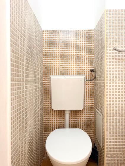 Apartament cu 4 camere decomandat în Drumul Taberei