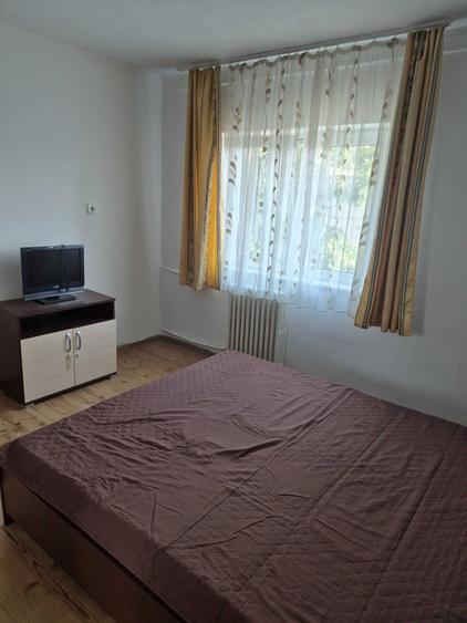 Apartament cu 2 camere decomandat în Rogerius