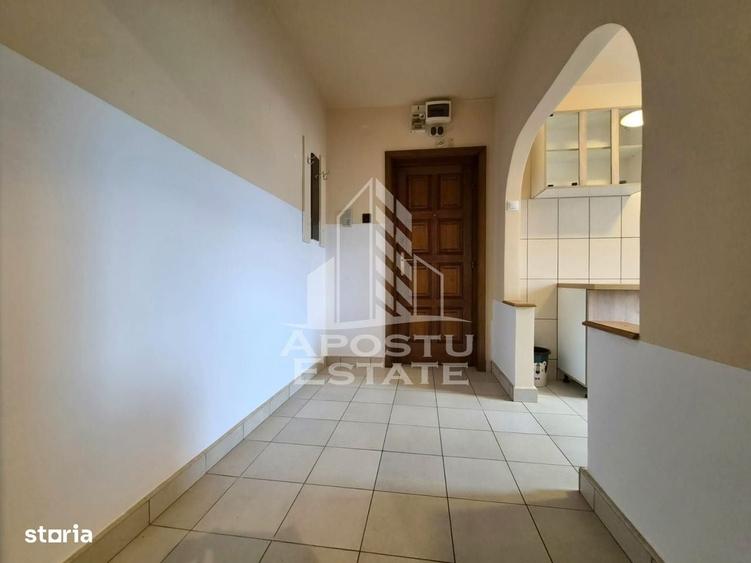 Apartament doua camere ,zona Uta - 3