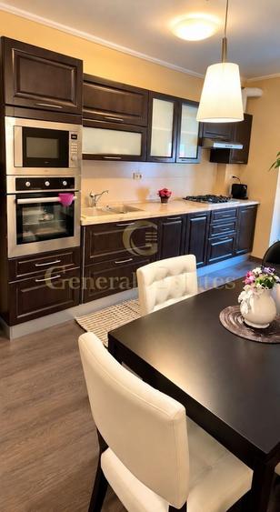 Apartament cu 3 camere decomandat, mobilat în Răcădău