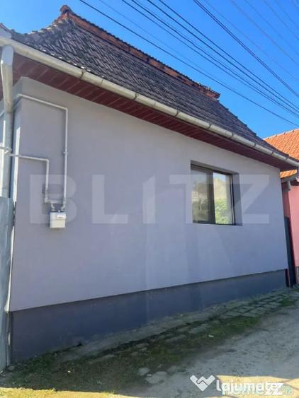 Casă cu 3 camere cu Teren 100 Mp în Turda